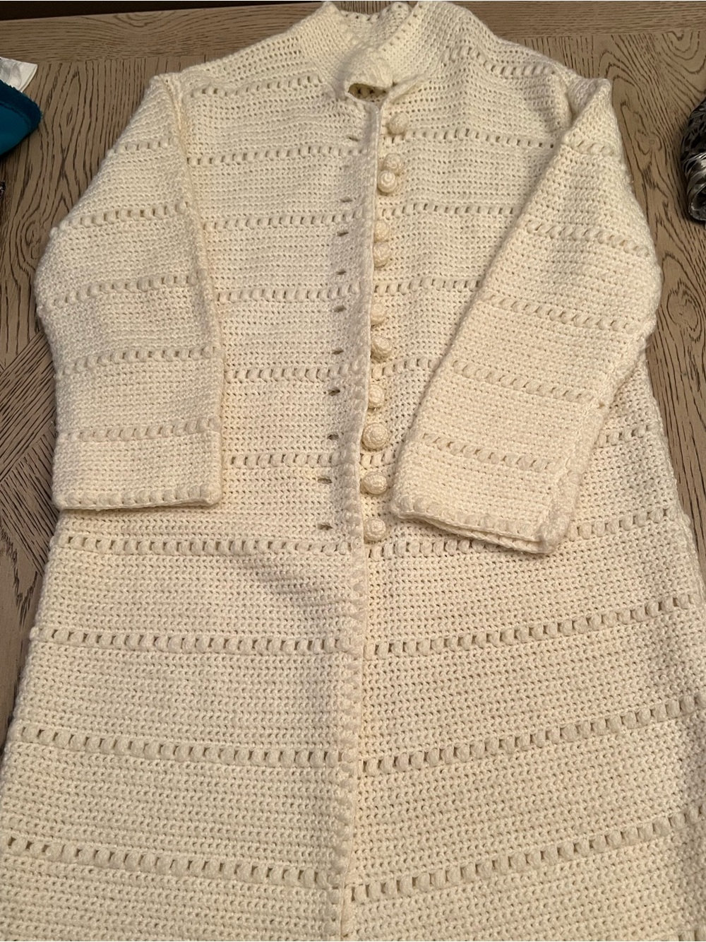 Cream Crochet Button-Front Women's Duster/Cardigan/Coat vintage 18 1/2” across